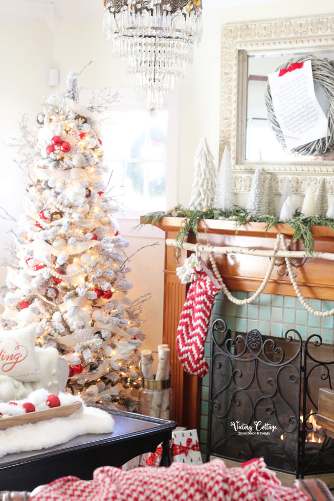 Christmas at Victory Cottage: a Christmas House Tour