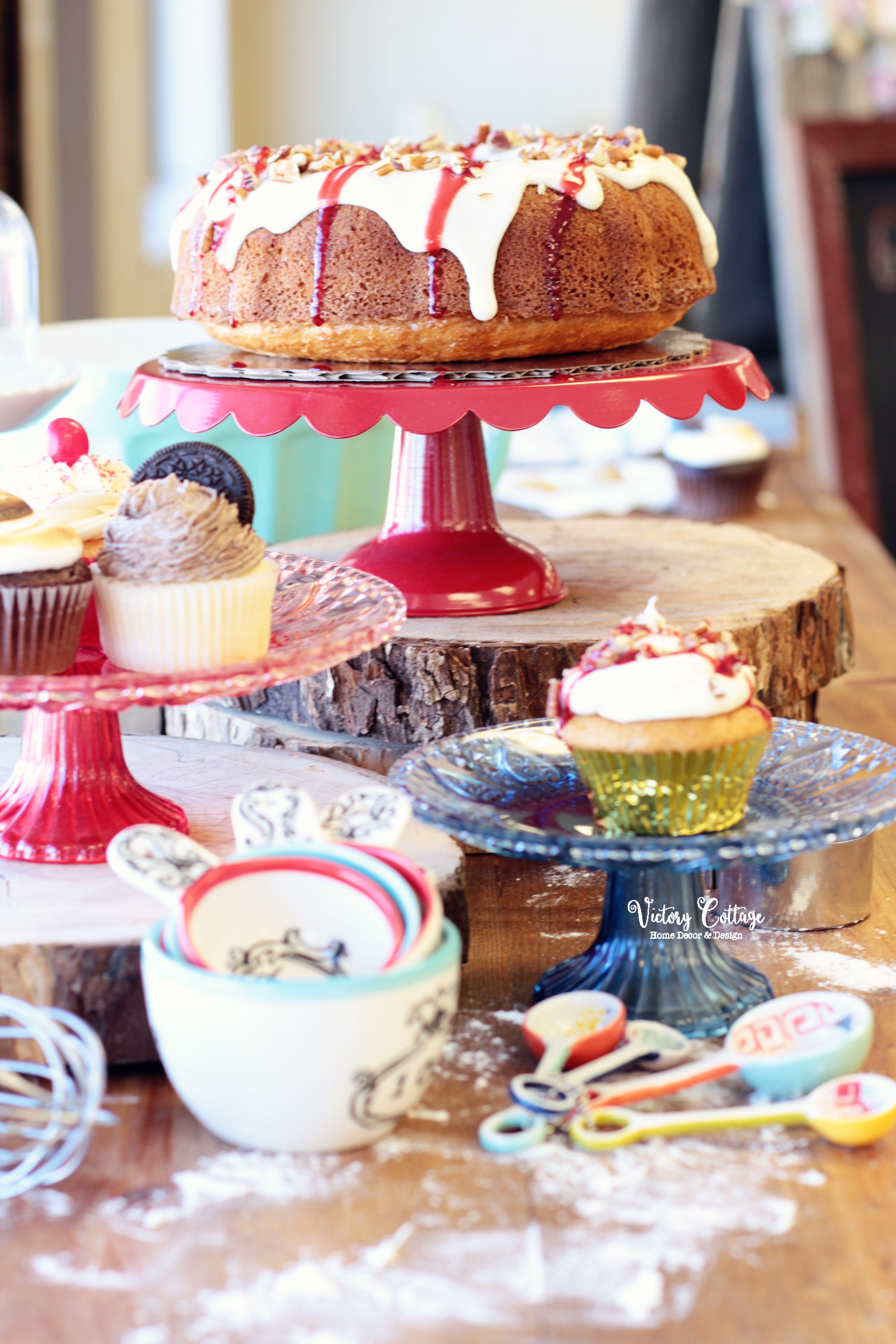 Cupcakes and cake food photography, dessert photography, food styling