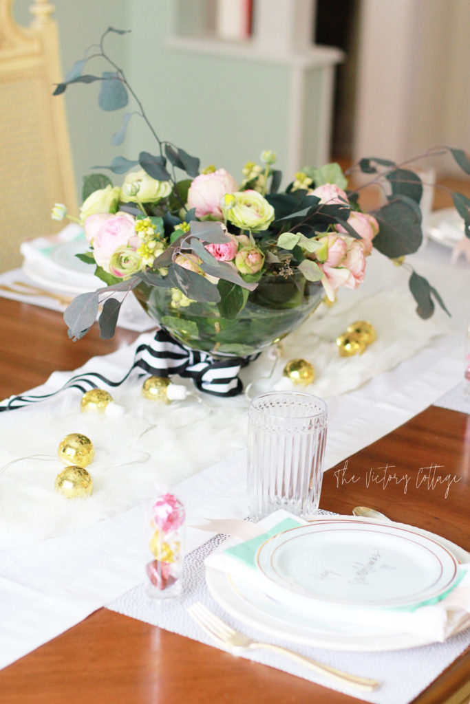 Chic Valentines Tablescape